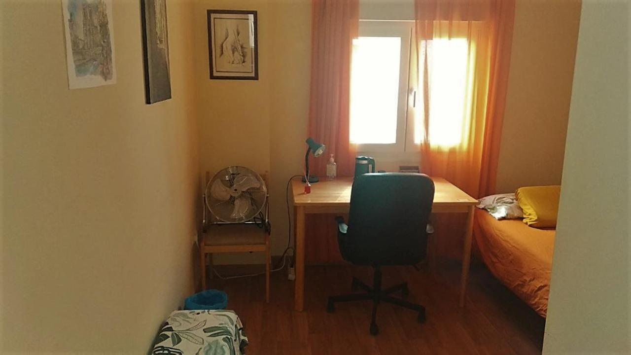 4 Estaciones Bnb Séville Extérieur photo